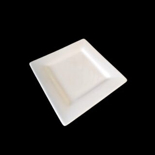 PLATO DE CERAMICA BLANCA 18 X 18 CM